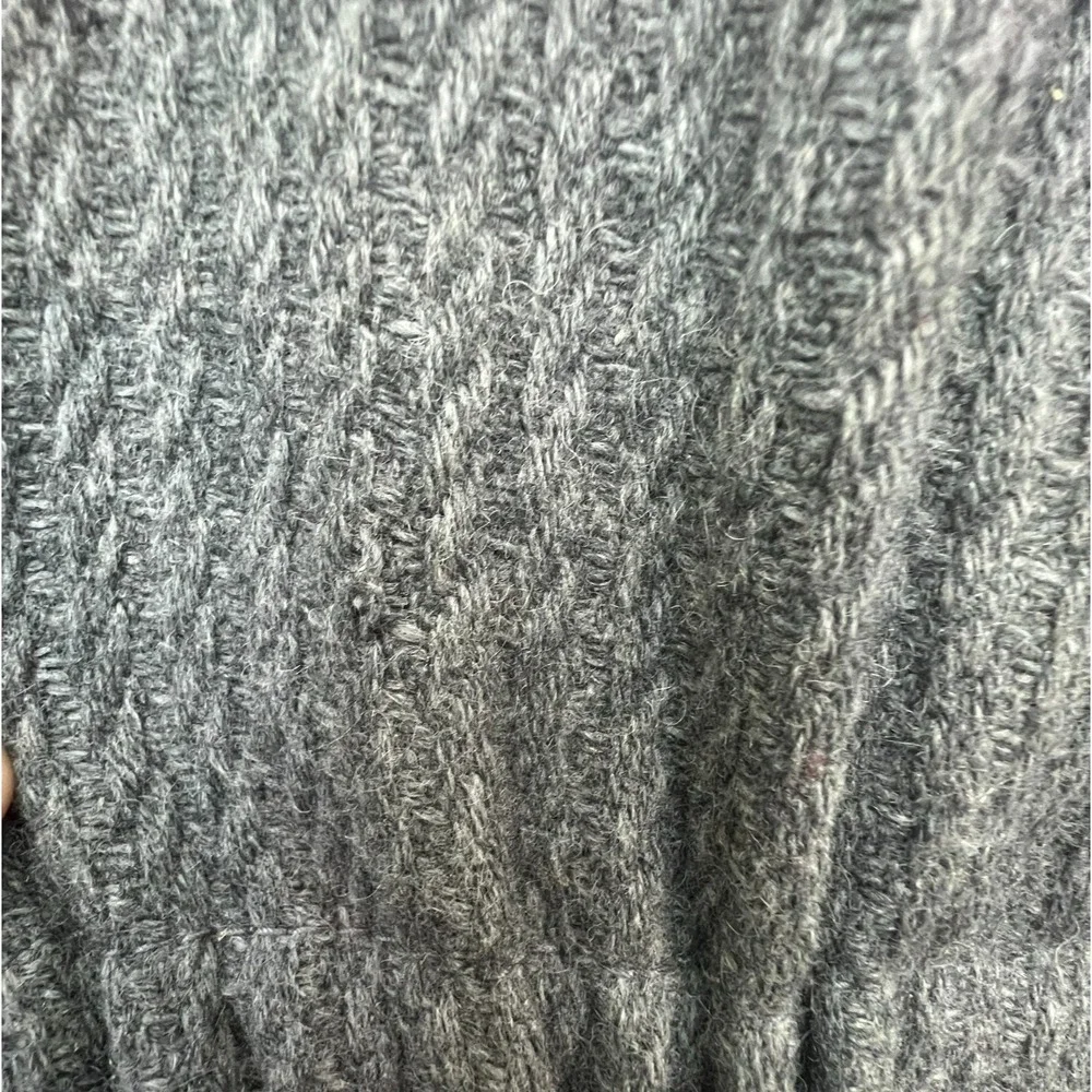 Guess Gray Wool Blend Cape Coat Poncho Batwing Sleeve Button Front Hidden Zipper